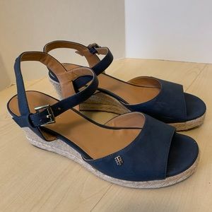 Navy blue Tommy Hilfiger wedges size 9